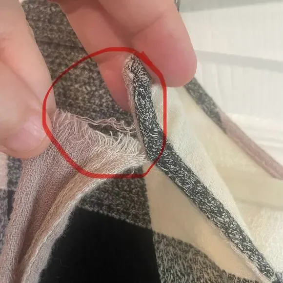 Ro & De Plaid Bell Sleeve Bow Back Blouse sz Medium - Picture 4 of 15